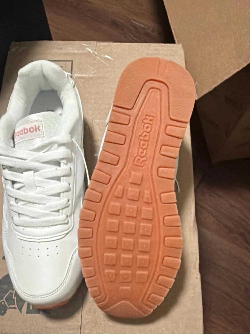 Reebok classic low